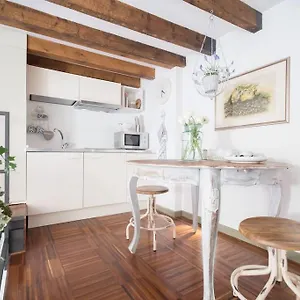  Apartment Romantic Loft Porta Venezia