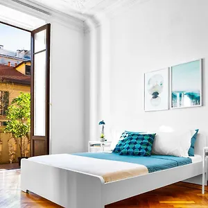 Hemeras Boutique Homes - 4 Design Homes In Center Милан